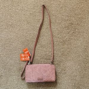 Sakroots Crossbody Wallet NWT Pink